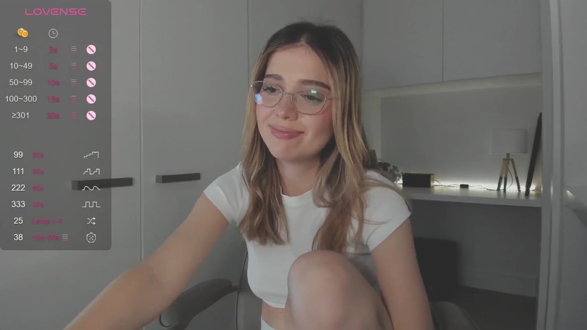 Gallery image thumbnail from cutiee's myfreecams stream on, 10/08/2025, 06:01 image 11 of 20