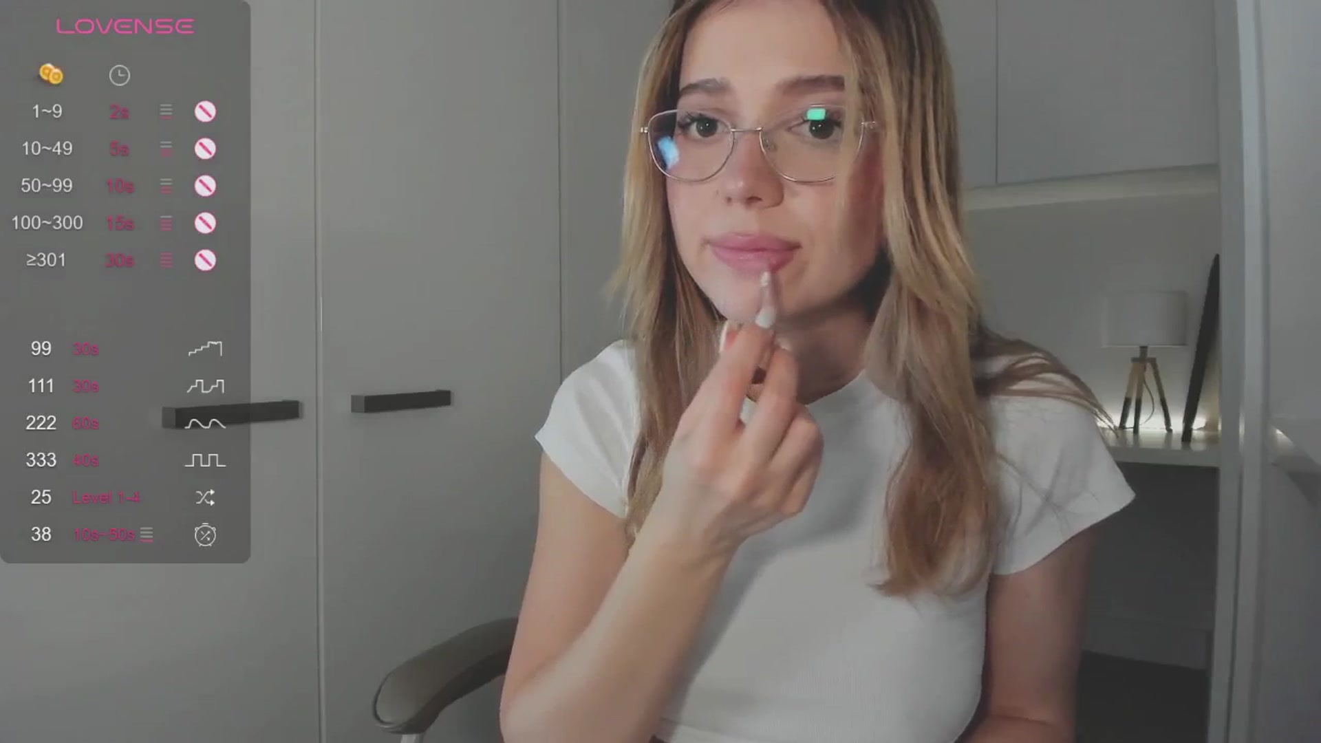 Gallery image thumbnail from cutiee's myfreecams stream on, 10/08/2025, 06:01 image 7 of 20