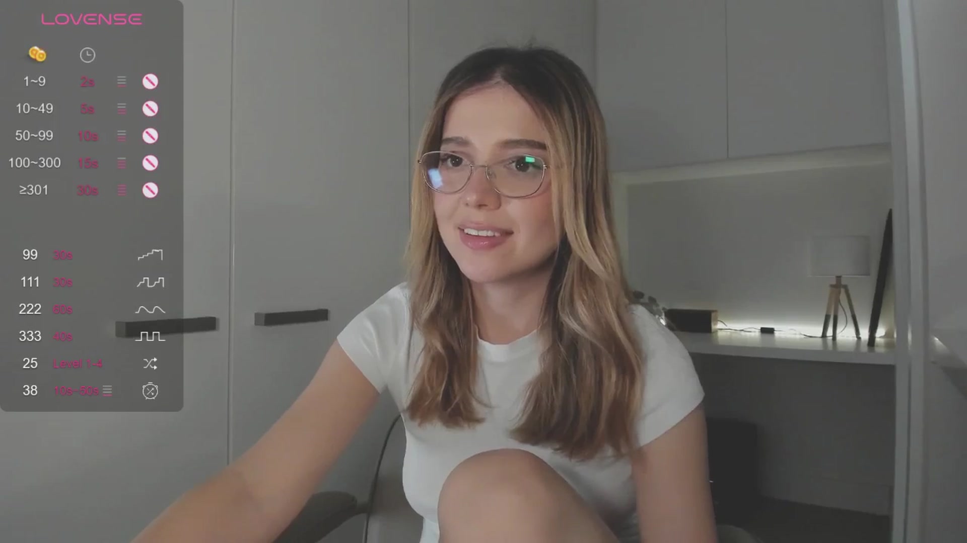 Gallery image thumbnail from cutiee's myfreecams stream on, 10/08/2025, 07:41 image 9 of 20