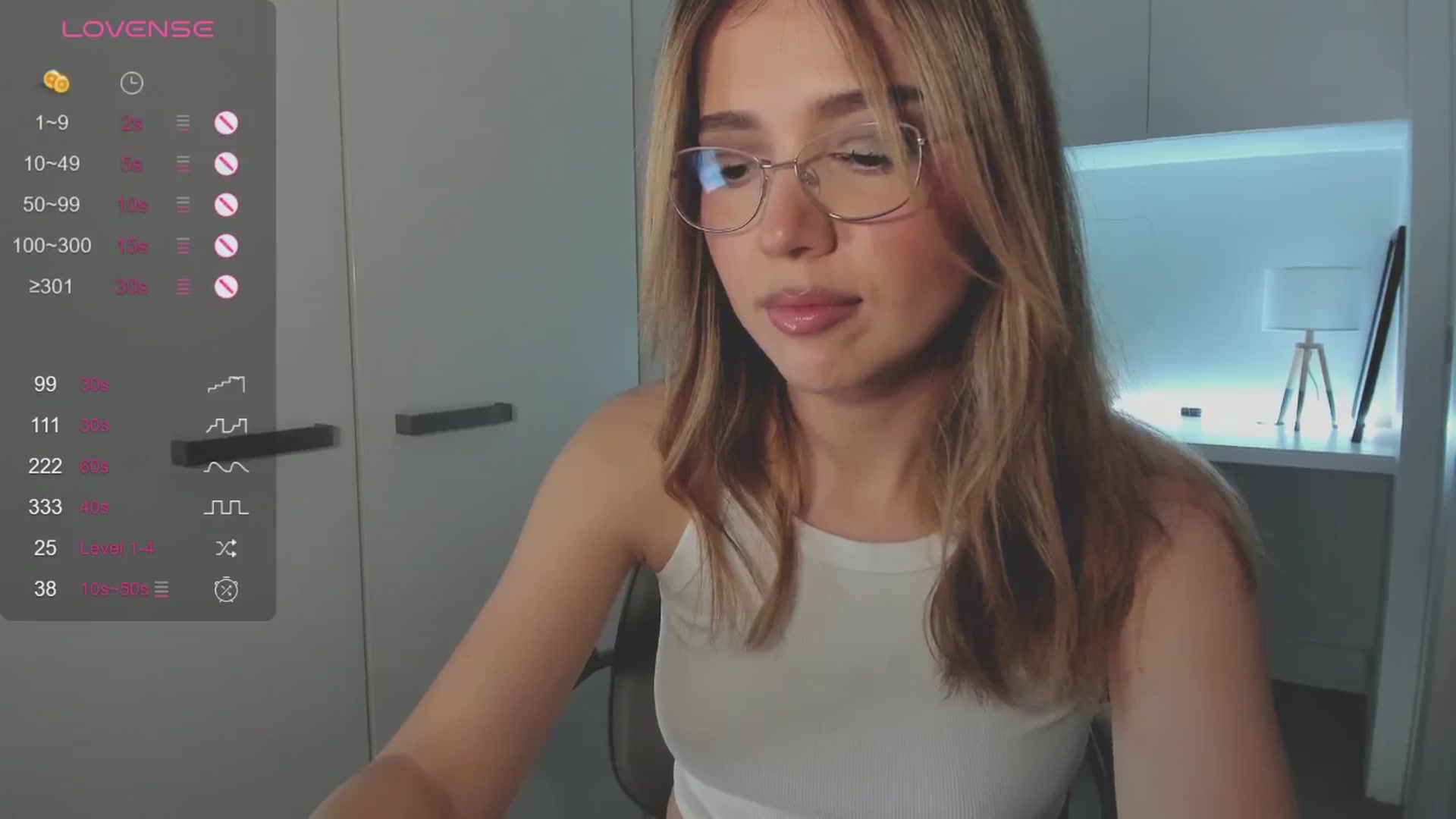 Gallery image thumbnail from cutiee's myfreecams stream on, 10/12/2025, 03:24 image 9 of 20