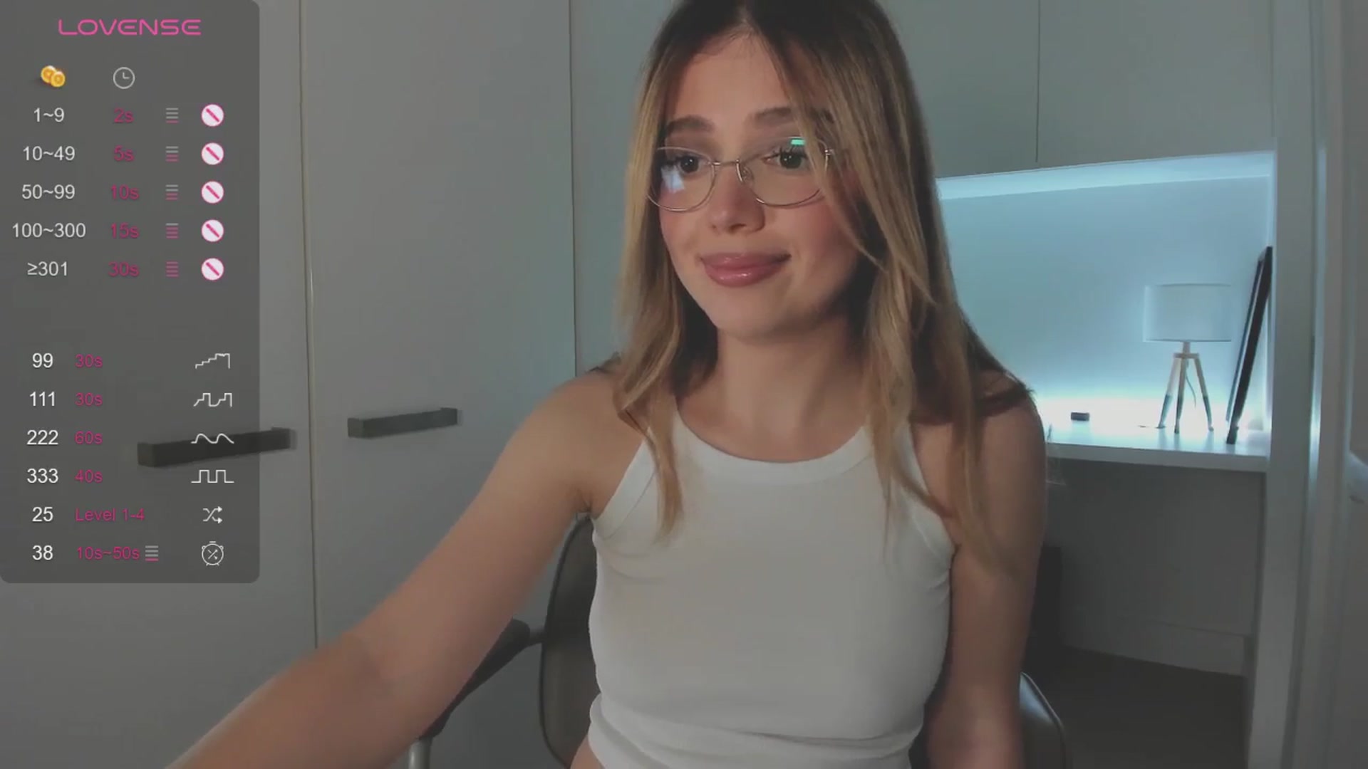 Gallery image thumbnail from cutiee's myfreecams stream on, 10/12/2025, 03:24 image 2 of 20