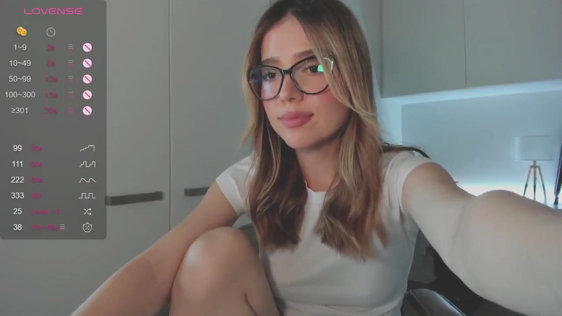 Gallery image thumbnail from cutiee's myfreecams stream on, 10/14/2025, 05:25 image 10 of 20