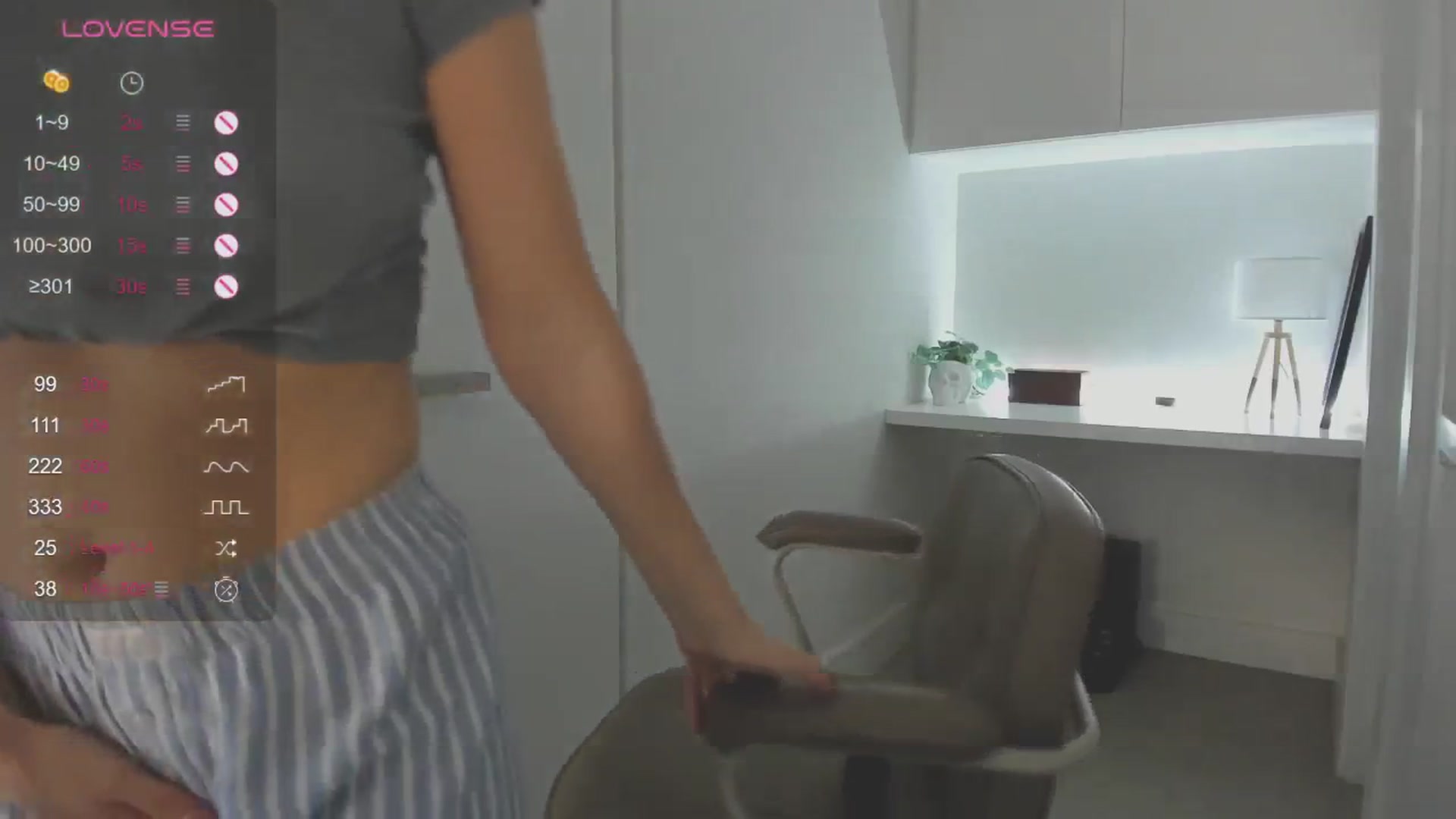Gallery image thumbnail from cutiee's myfreecams stream on, 10/19/2025, 01:28 image 10 of 20