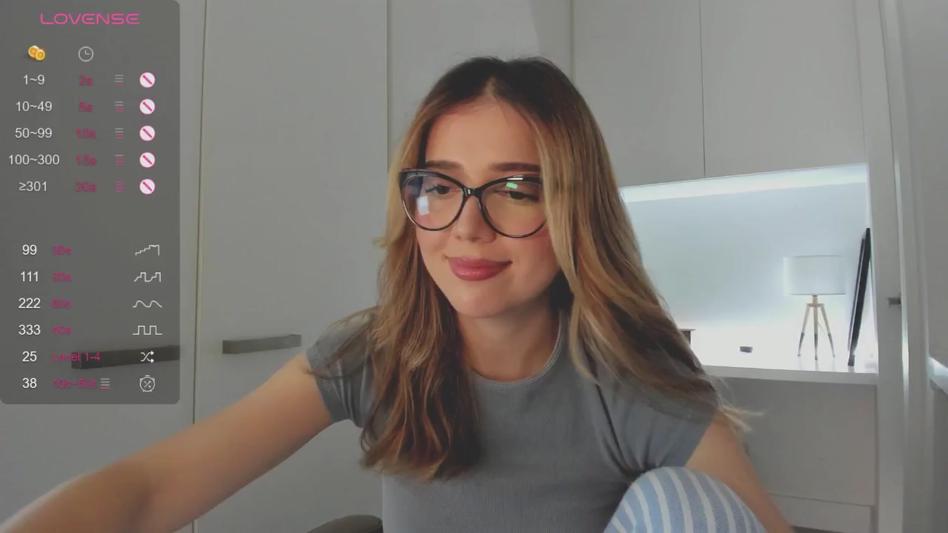 Gallery image thumbnail from cutiee's myfreecams stream on, 10/19/2025, 03:48 image 1 of 20
