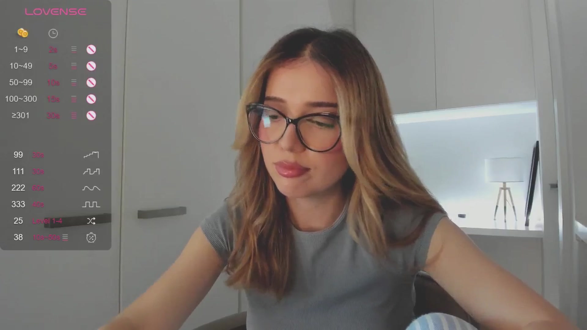 Gallery image thumbnail from cutiee's myfreecams stream on, 10/19/2025, 03:48 image 7 of 20