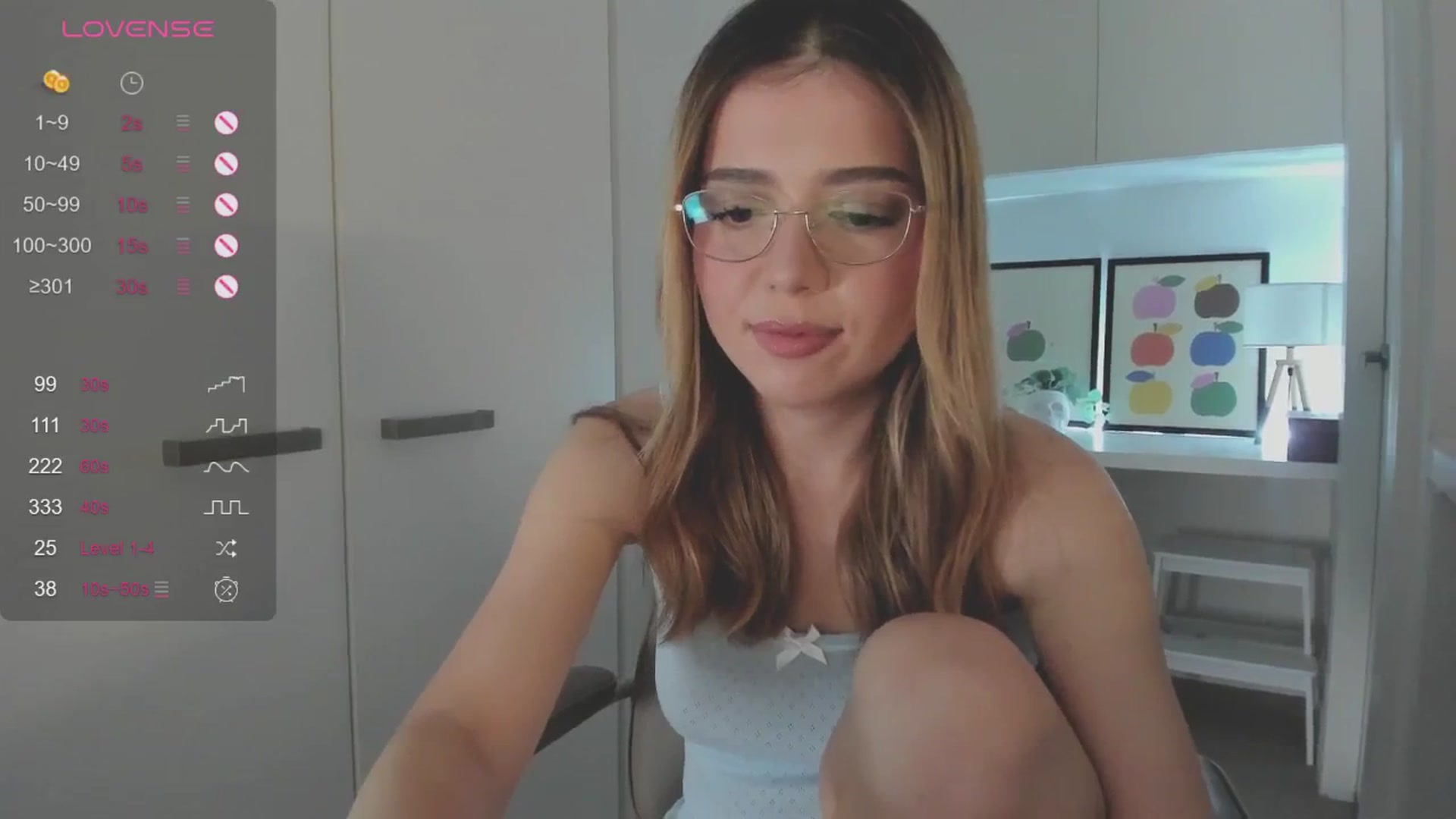 Gallery image thumbnail from cutiee's myfreecams stream on, 10/22/2025, 04:10 image 6 of 20