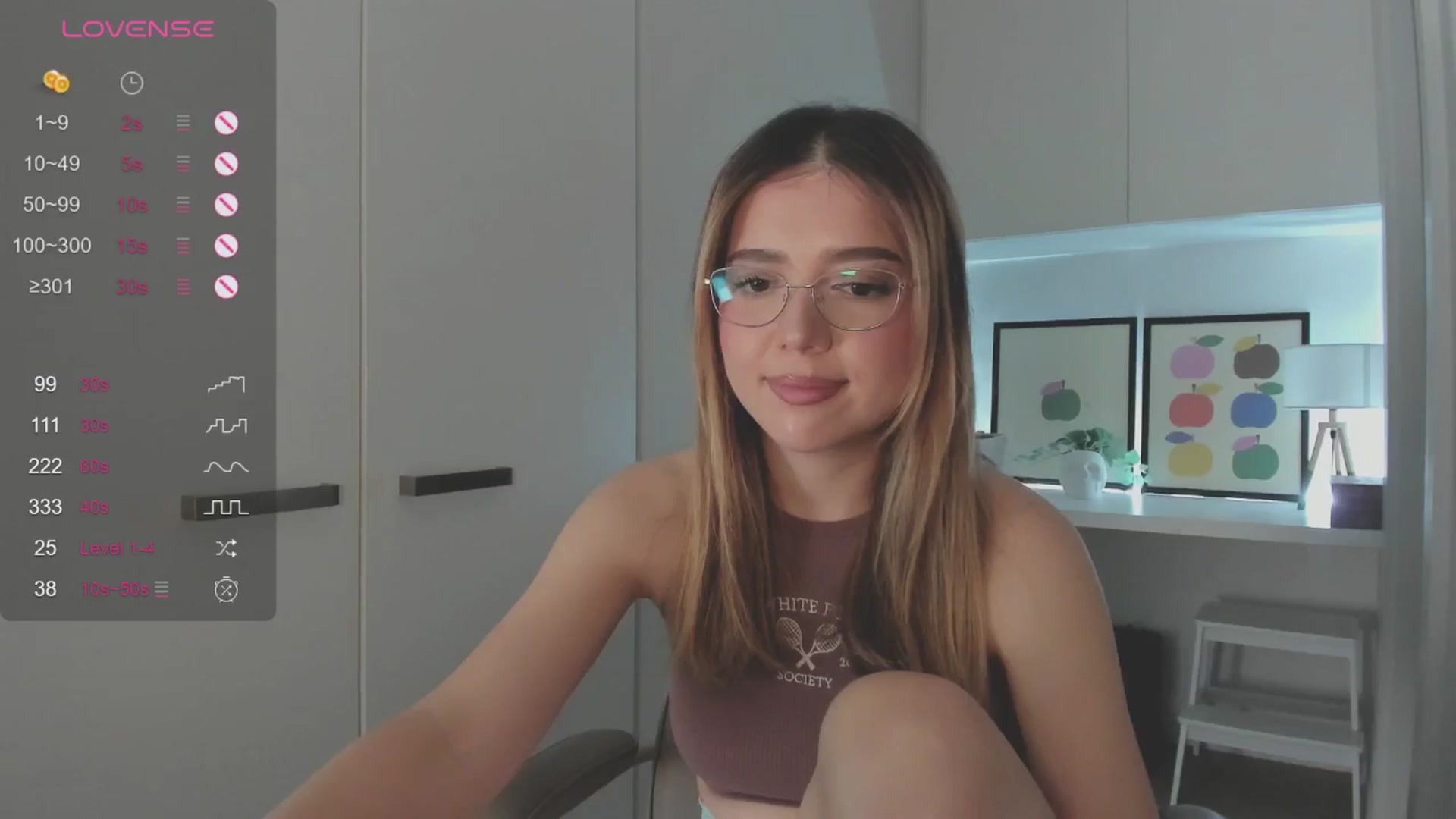 Gallery image thumbnail from cutiee's myfreecams stream on, 10/23/2025, 05:50 image 15 of 20