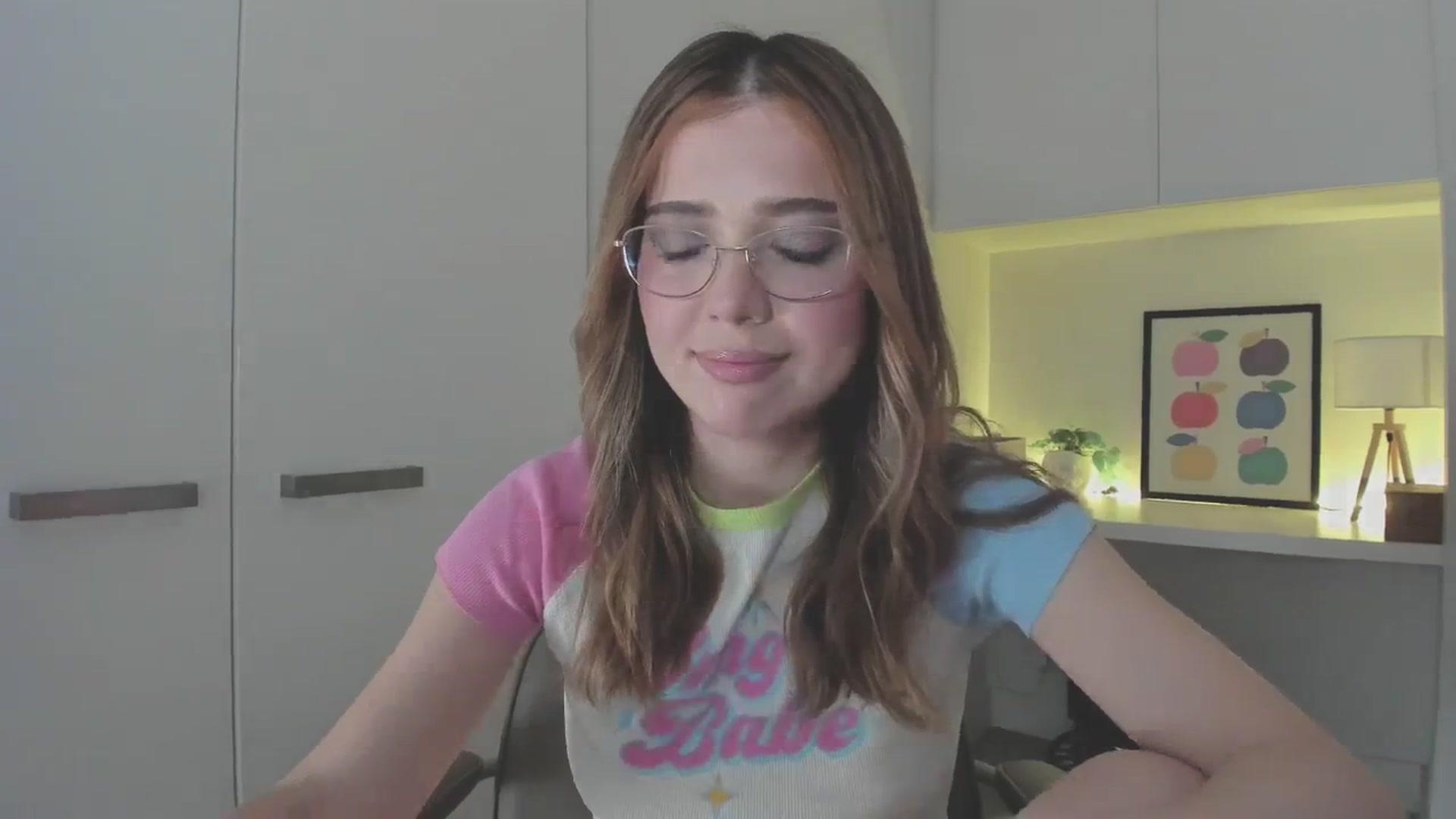 Gallery image thumbnail from cutiee's myfreecams stream on, 11/21/2025, 02:48 image 8 of 20