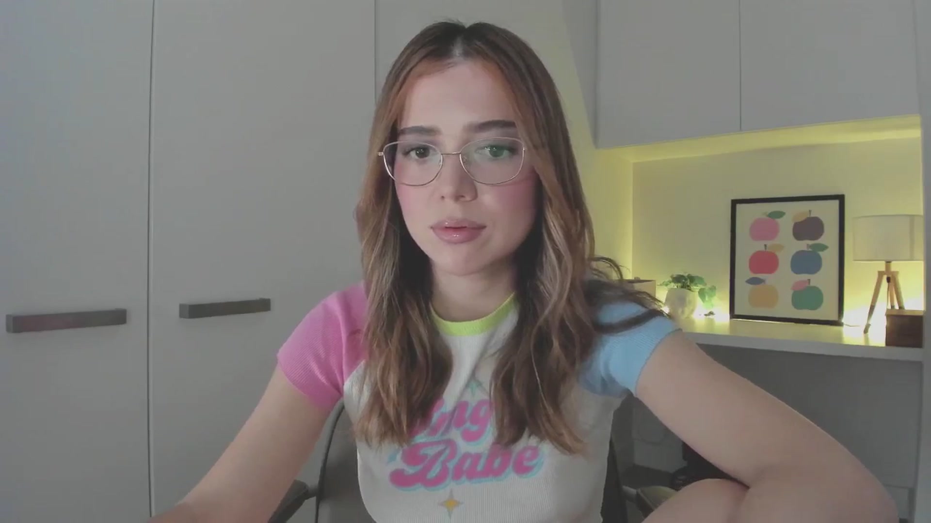 Gallery image thumbnail from cutiee's myfreecams stream on, 11/21/2025, 02:48 image 6 of 20
