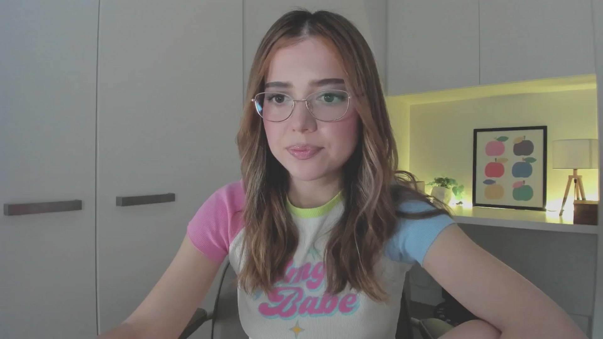 Gallery image thumbnail from cutiee's myfreecams stream on, 11/21/2025, 02:48 image 1 of 20