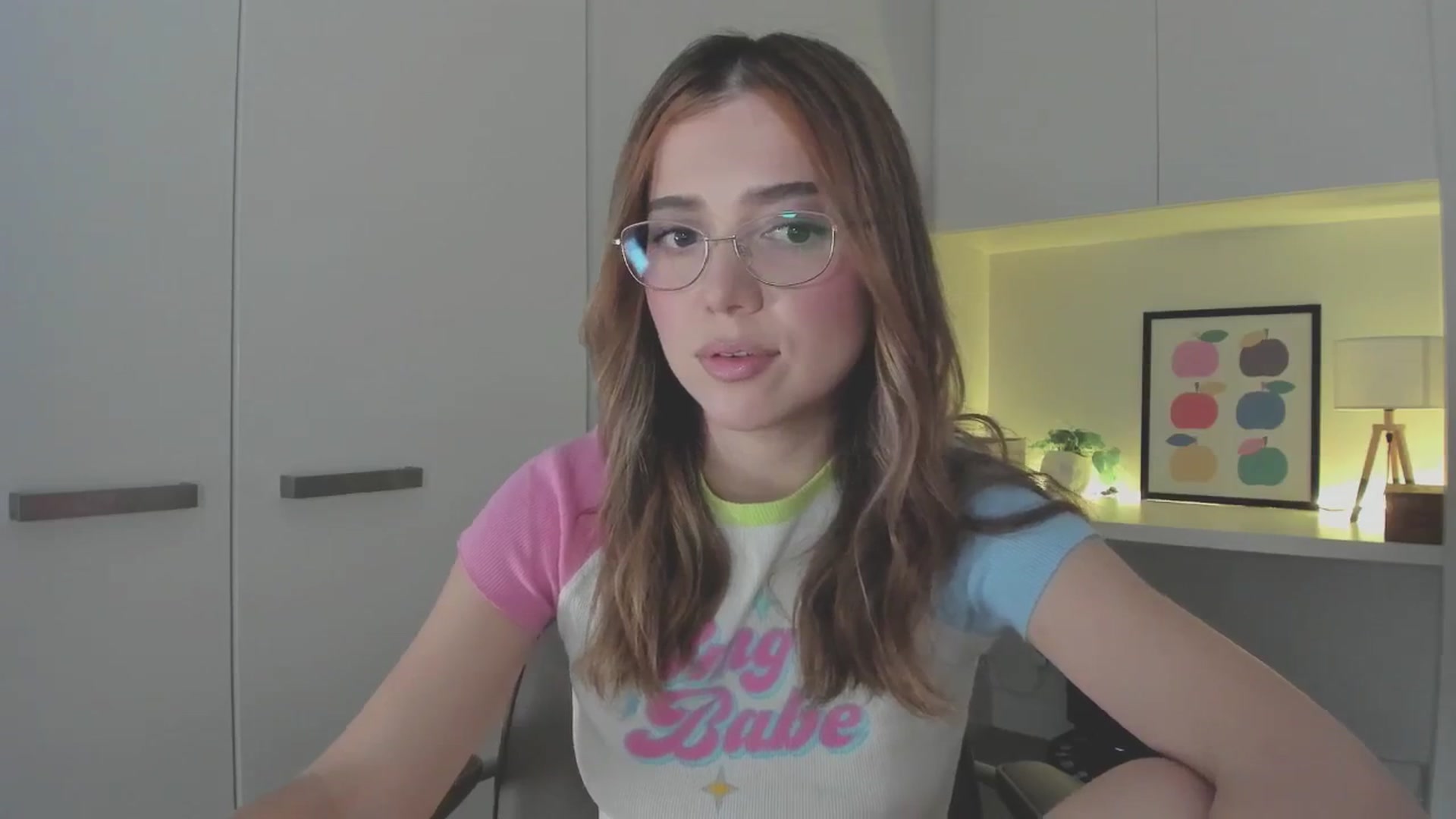 Gallery image thumbnail from cutiee's myfreecams stream on, 11/21/2025, 02:48 image 5 of 20