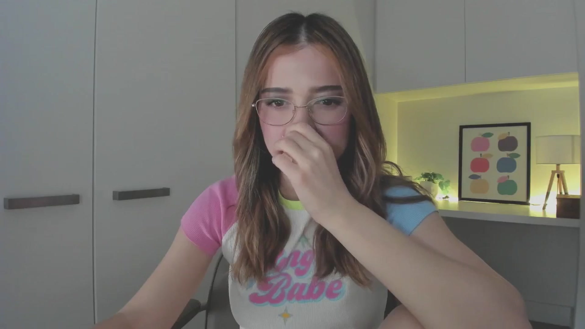Gallery image thumbnail from cutiee's myfreecams stream on, 11/21/2025, 02:48 image 2 of 20