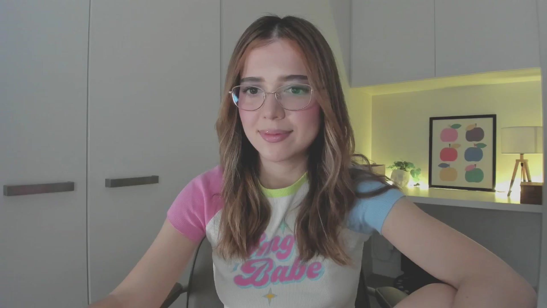 Gallery image thumbnail from cutiee's myfreecams stream on, 11/21/2025, 02:48 image 12 of 20
