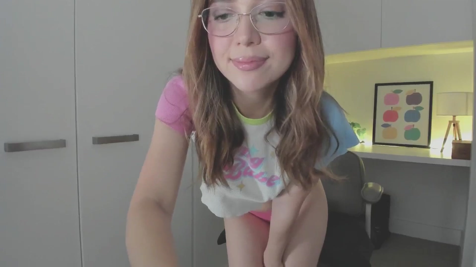 Gallery image thumbnail from cutiee's myfreecams stream on, 11/21/2025, 02:48 image 19 of 20
