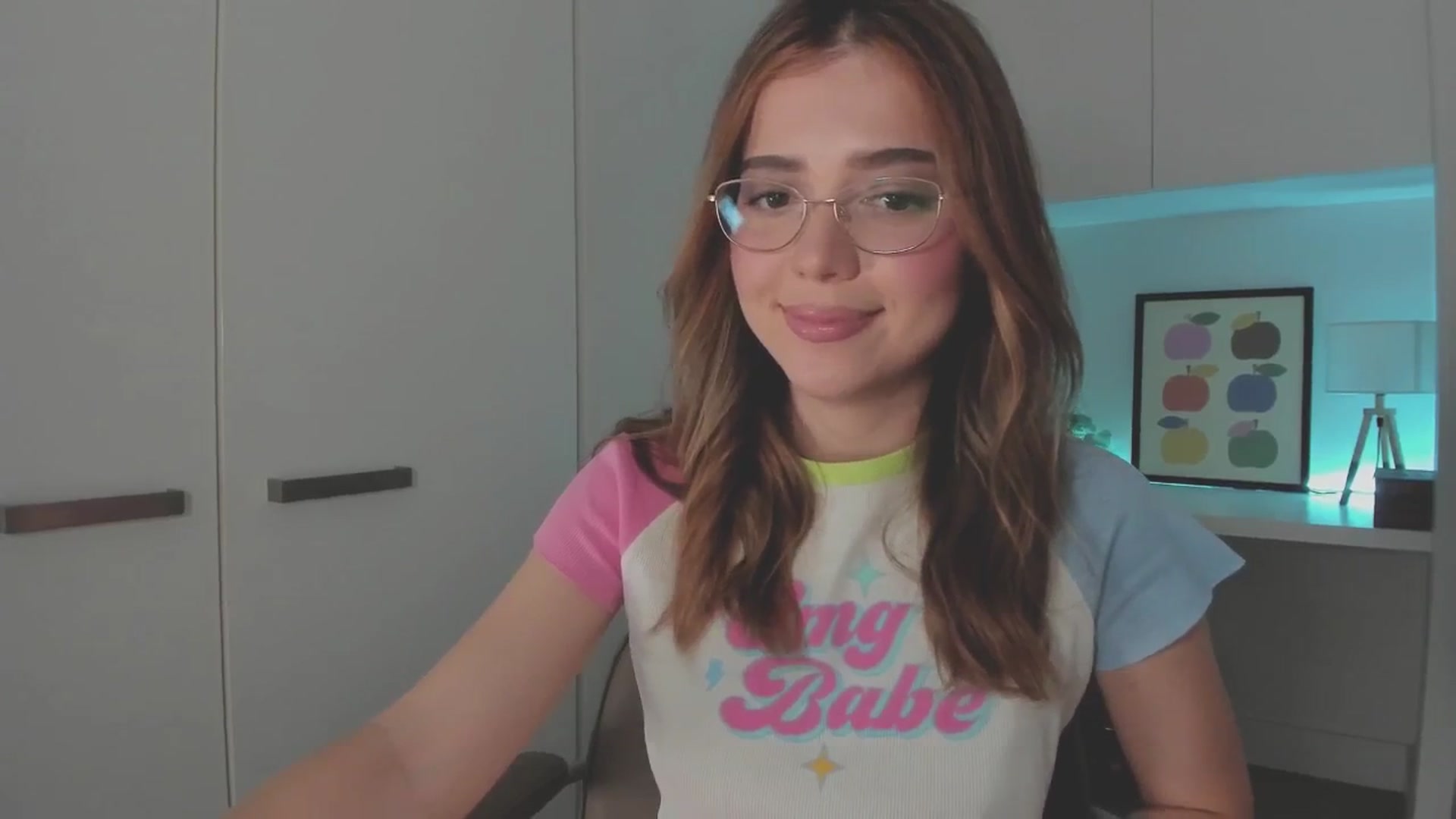 Gallery image thumbnail from cutiee's myfreecams stream on, 11/21/2025, 03:41 image 14 of 20