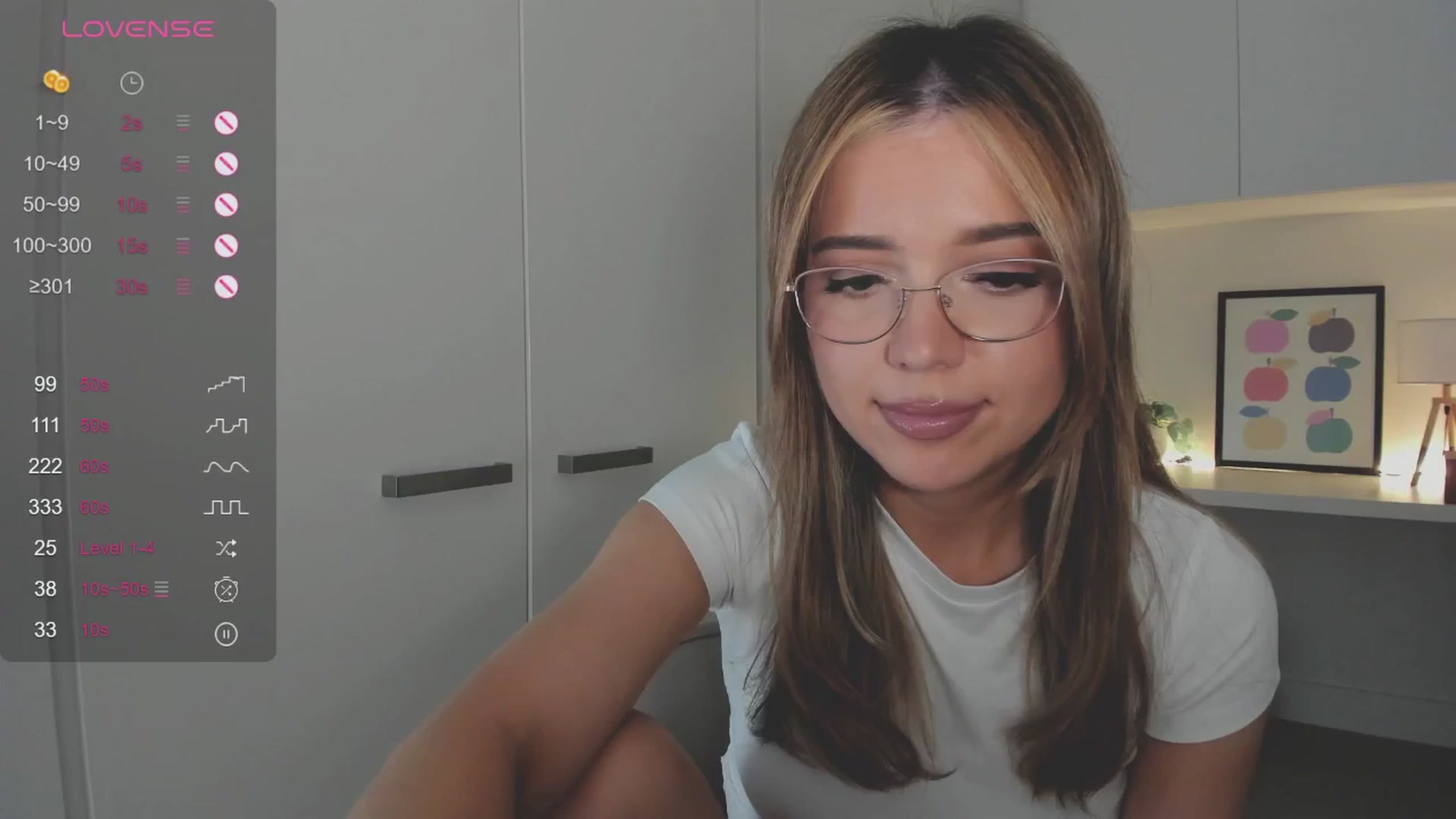 Gallery image thumbnail from cutiee's myfreecams stream on, 12/18/2025, 06:26 image 4 of 20