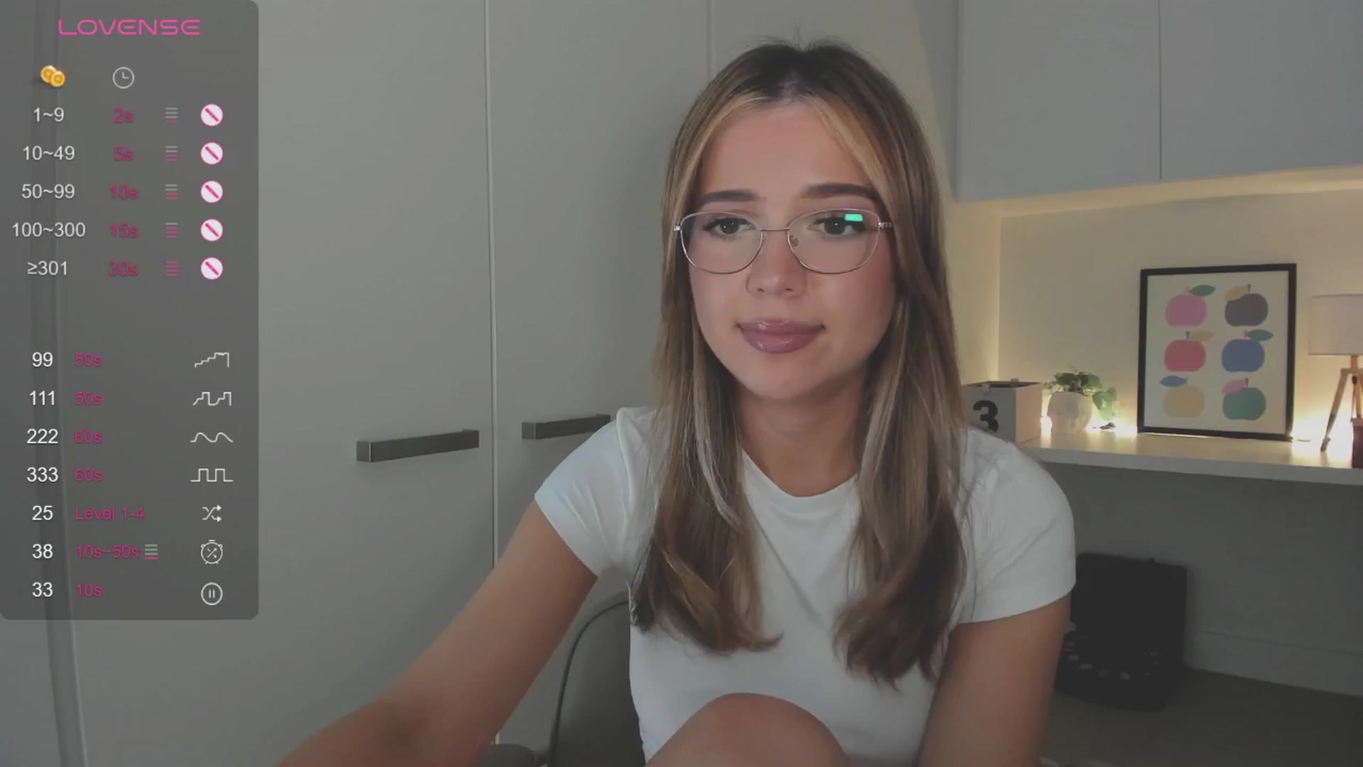 Gallery image thumbnail from cutiee's myfreecams stream on, 12/18/2025, 06:26 image 12 of 20