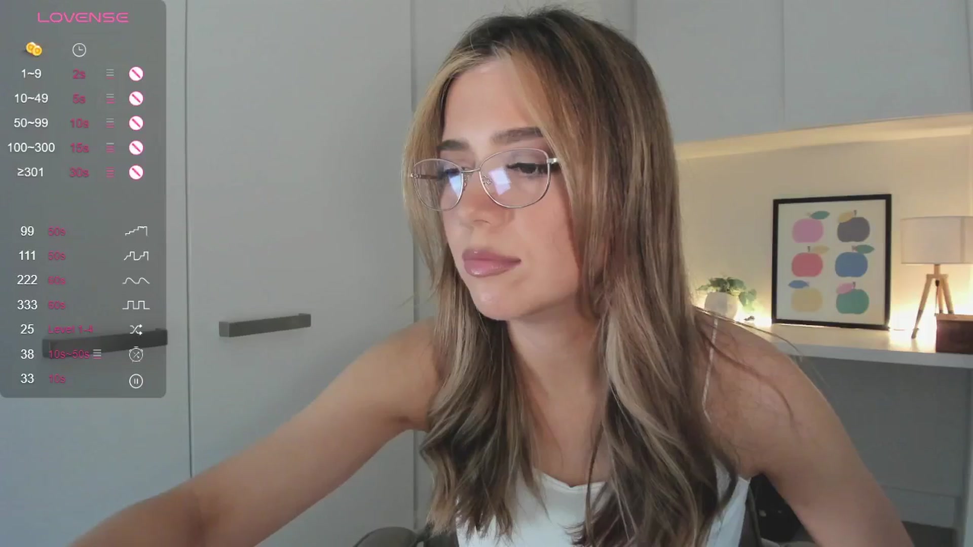 Gallery image thumbnail from cutiee's myfreecams stream on, 12/20/2025, 03:29 image 8 of 20