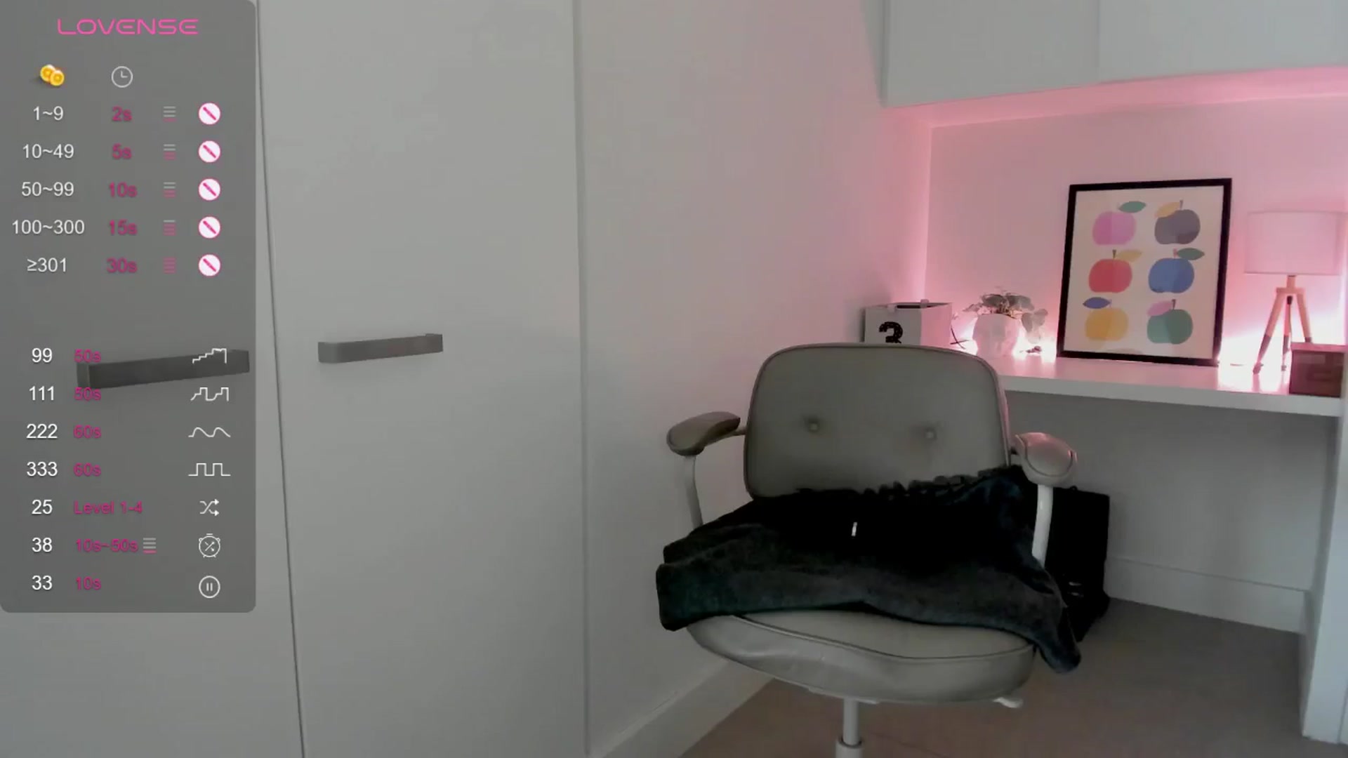 Gallery image thumbnail from cutiee's myfreecams stream on, 01/08/2026, 07:02 image 13 of 20