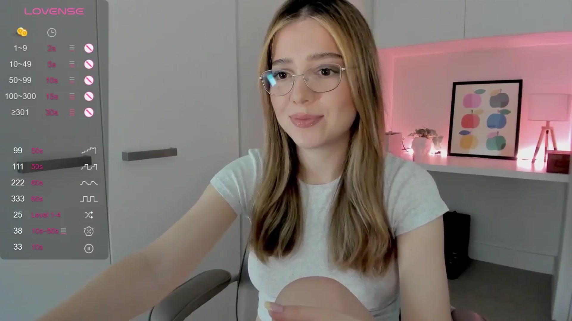 Gallery image thumbnail from cutiee's myfreecams stream on, 01/14/2026, 03:16 image 5 of 20