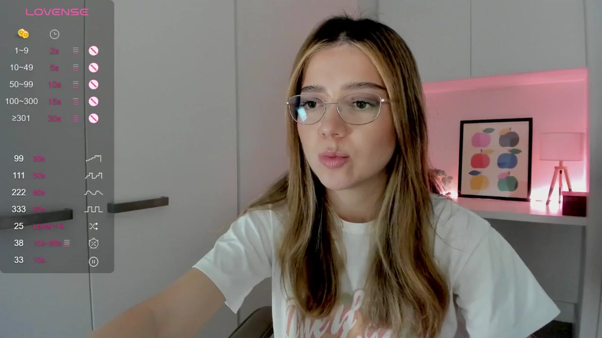 Gallery image thumbnail from cutiee's myfreecams stream on, 01/14/2026, 05:34 image 16 of 20