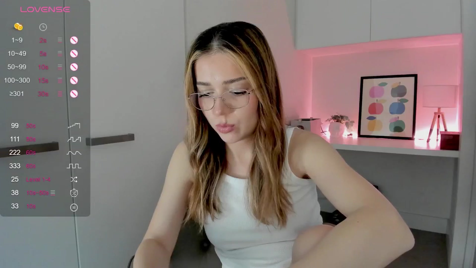 Gallery image thumbnail from cutiee's myfreecams stream on, 01/15/2026, 05:47 image 15 of 20