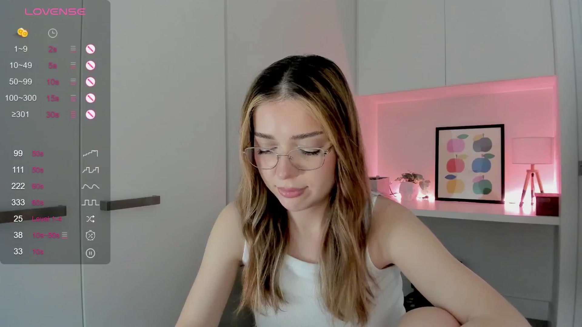 Gallery image thumbnail from cutiee's myfreecams stream on, 01/15/2026, 05:47 image 18 of 20