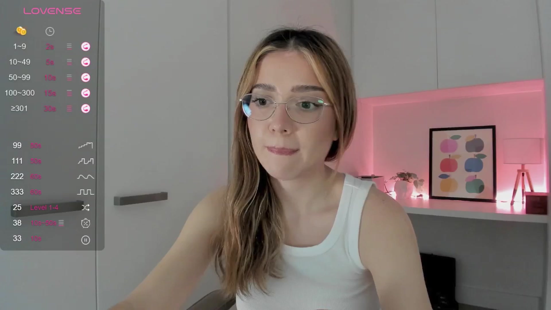 Gallery image thumbnail from cutiee's myfreecams stream on, 01/16/2026, 07:25 image 16 of 20