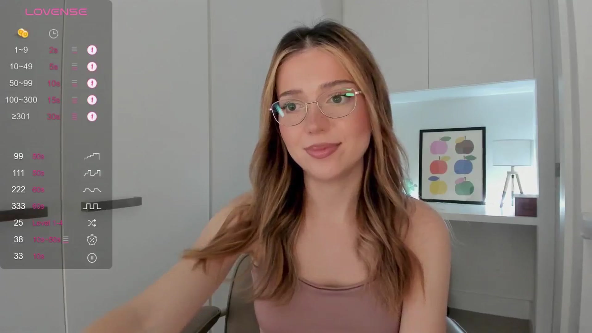 Gallery image thumbnail from cutiee's myfreecams stream on, 01/21/2026, 04:04 image 12 of 20