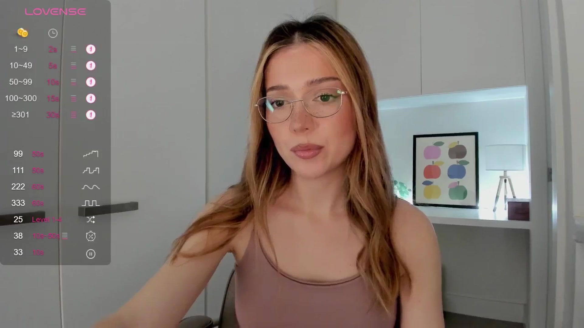 Gallery image thumbnail from cutiee's myfreecams stream on, 01/21/2026, 04:04 image 2 of 20