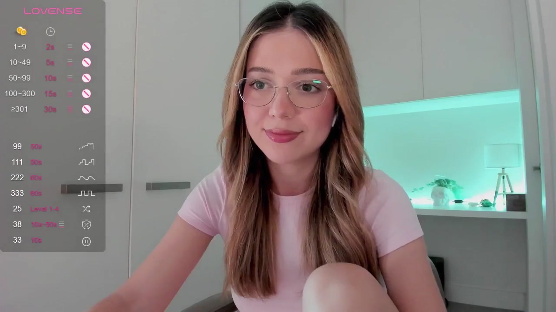 Gallery image thumbnail from cutiee's myfreecams stream on, 02/19/2026, 02:16 image 2 of 20