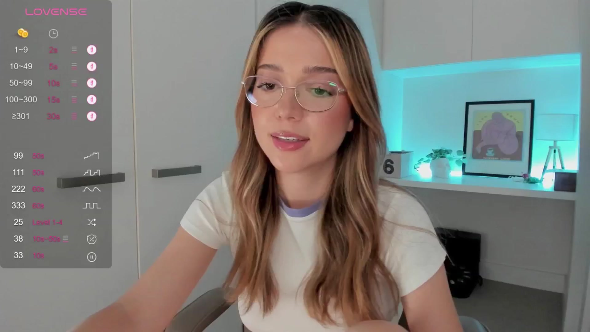 Gallery image thumbnail from cutiee's myfreecams stream on, 02/20/2026, 04:46 image 4 of 20