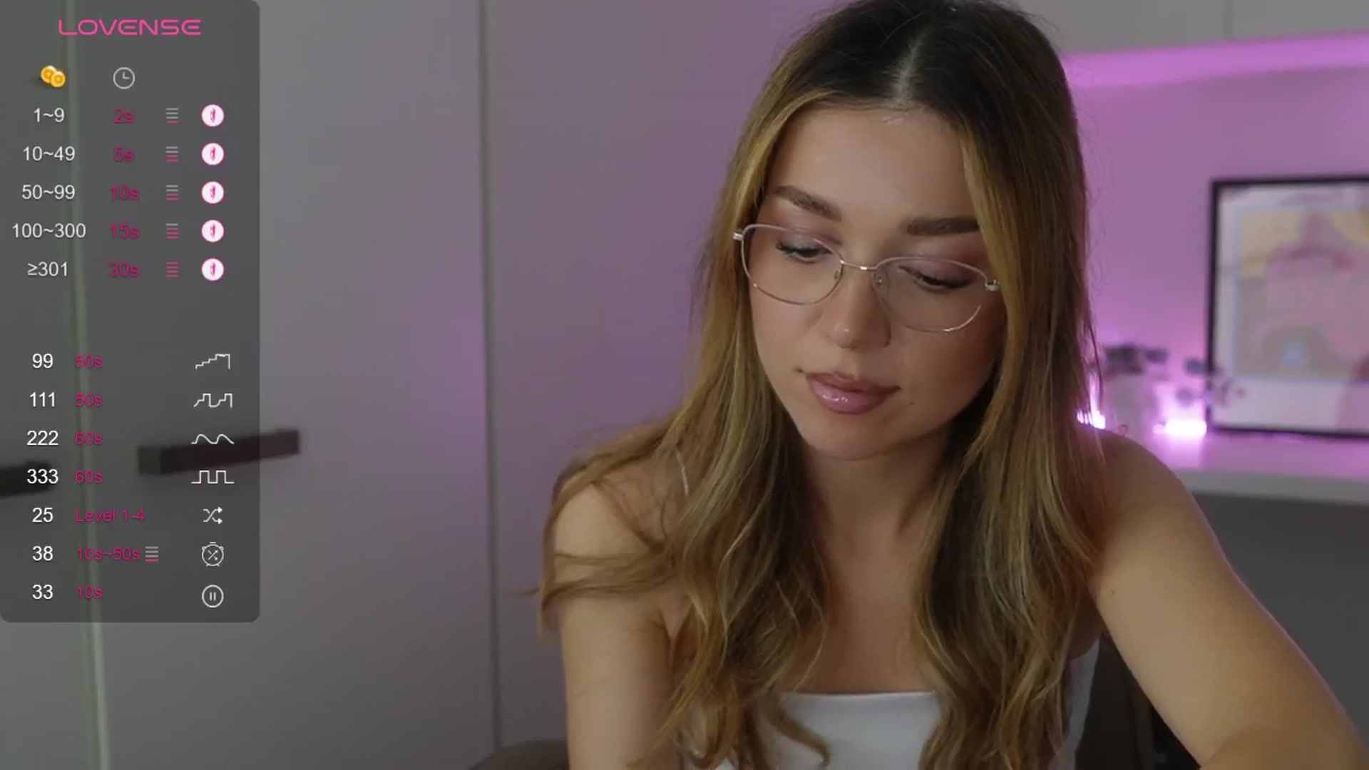 Gallery image thumbnail from cutiee's myfreecams stream on, 04/01/2026, 05:33 image 16 of 20