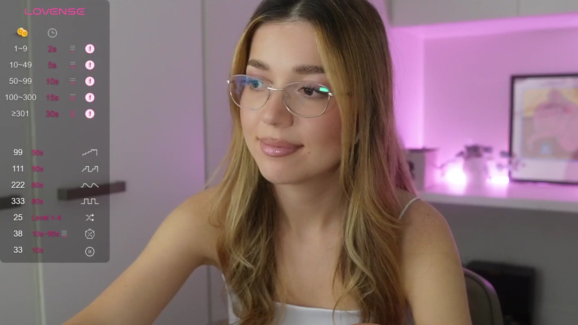 Gallery image thumbnail from cutiee's myfreecams stream on, 04/01/2026, 05:33 image 13 of 20
