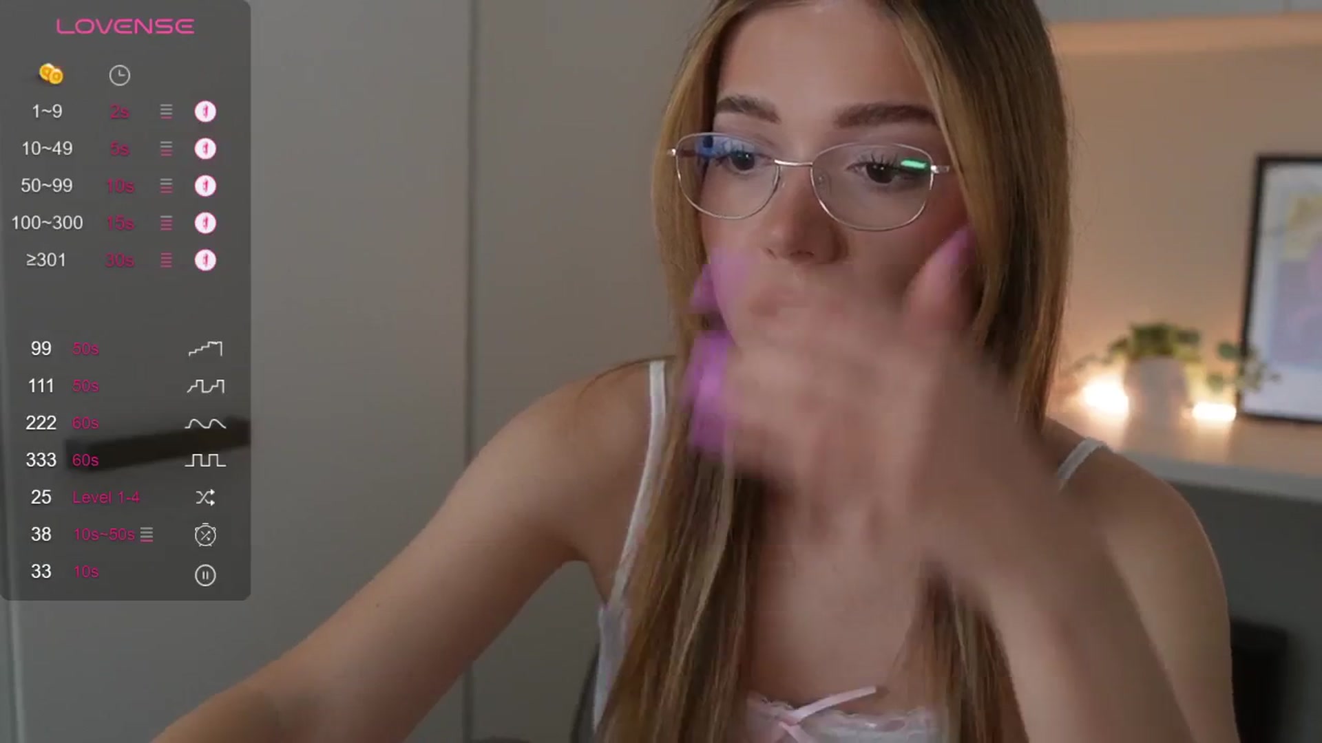 Gallery image thumbnail from cutiee's myfreecams stream on, 04/14/2026, 05:03 image 4 of 20