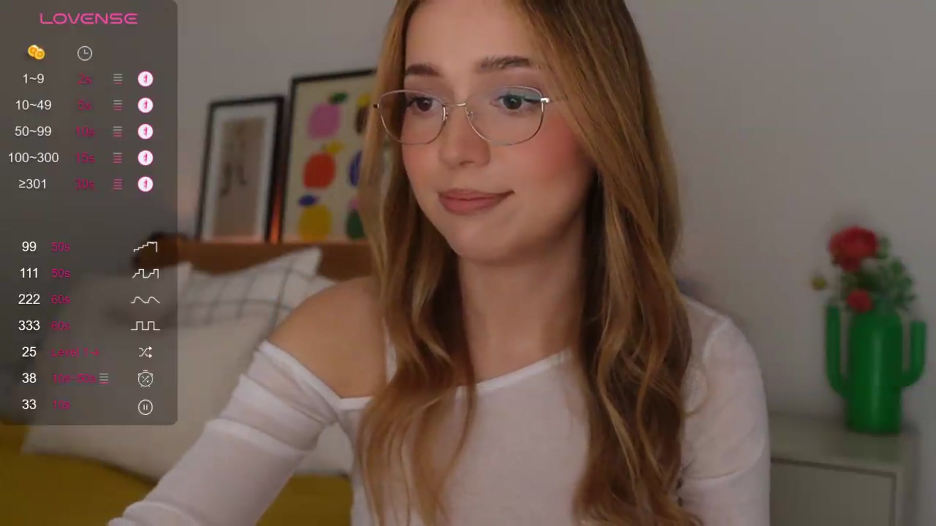 Gallery image thumbnail from cutiee's myfreecams stream on, 05/22/2026, 07:41 image 15 of 20