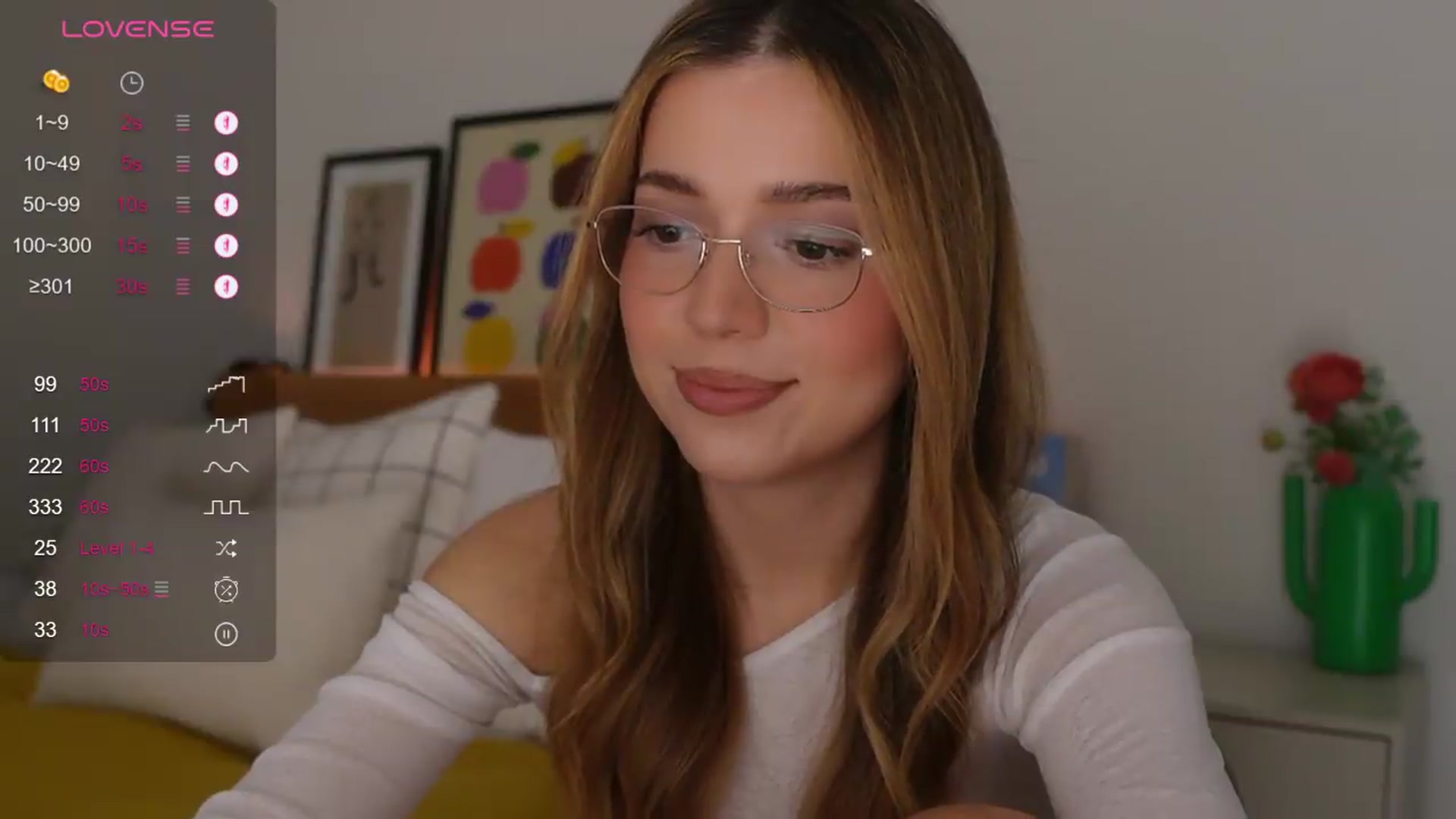 Gallery image thumbnail from cutiee's myfreecams stream on, 05/22/2026, 07:41 image 14 of 20