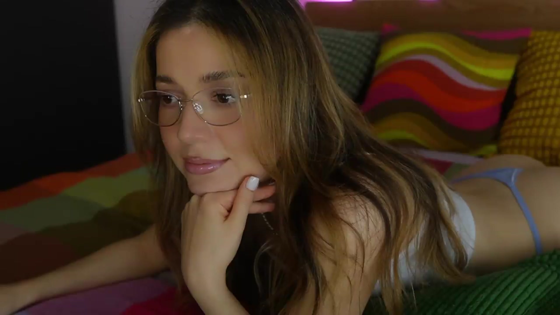 Gallery image thumbnail from cutiee's myfreecams stream on, 06/14/2026, 05:45 image 16 of 20