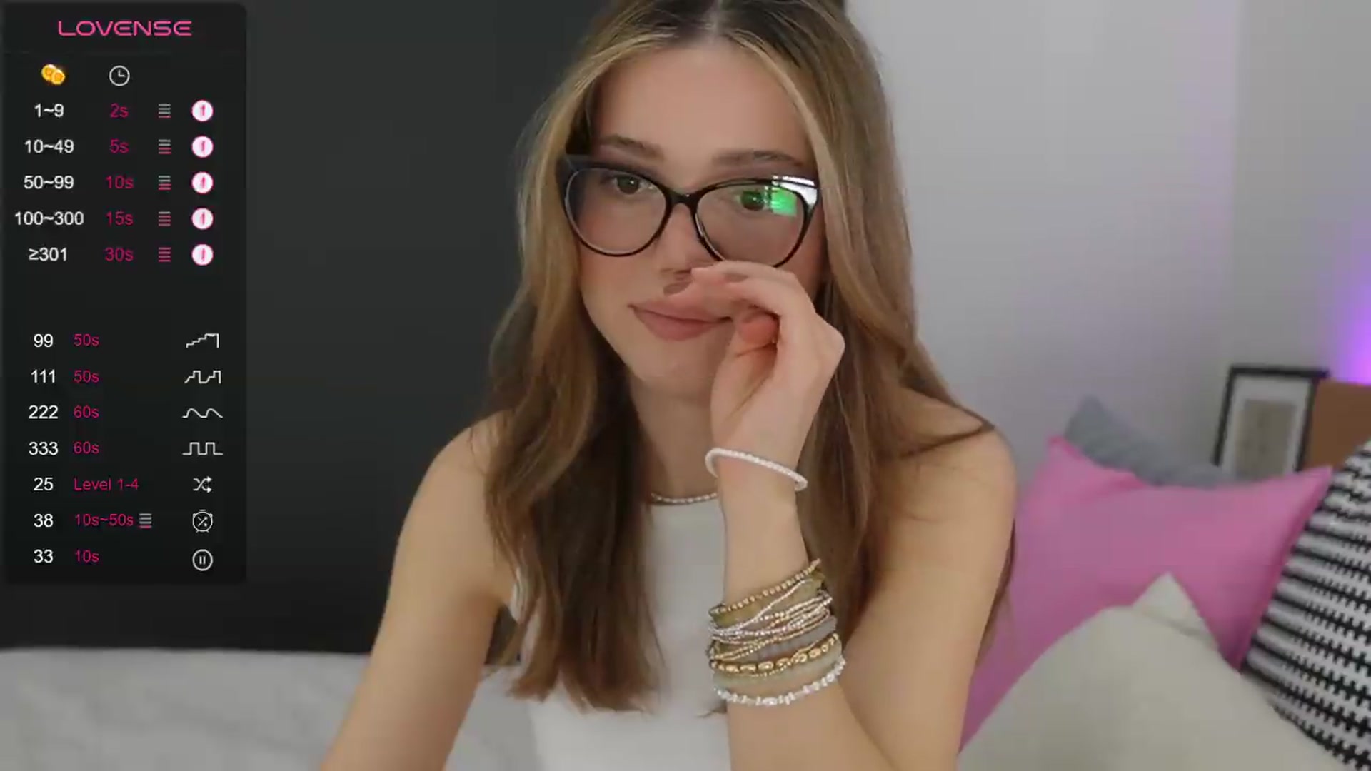 Gallery image thumbnail from cutiee's myfreecams stream on, 08/09/2026, 04:14 image 12 of 20