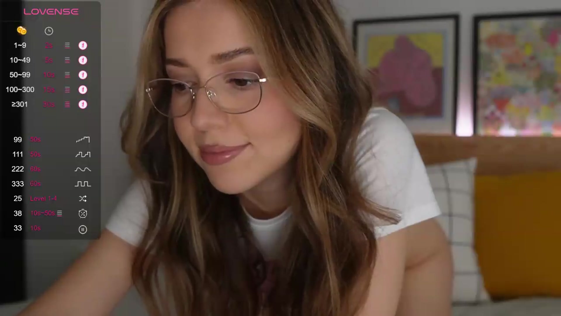 Gallery image thumbnail from cutiee's myfreecams stream on, 08/17/2026, 03:58 image 18 of 20