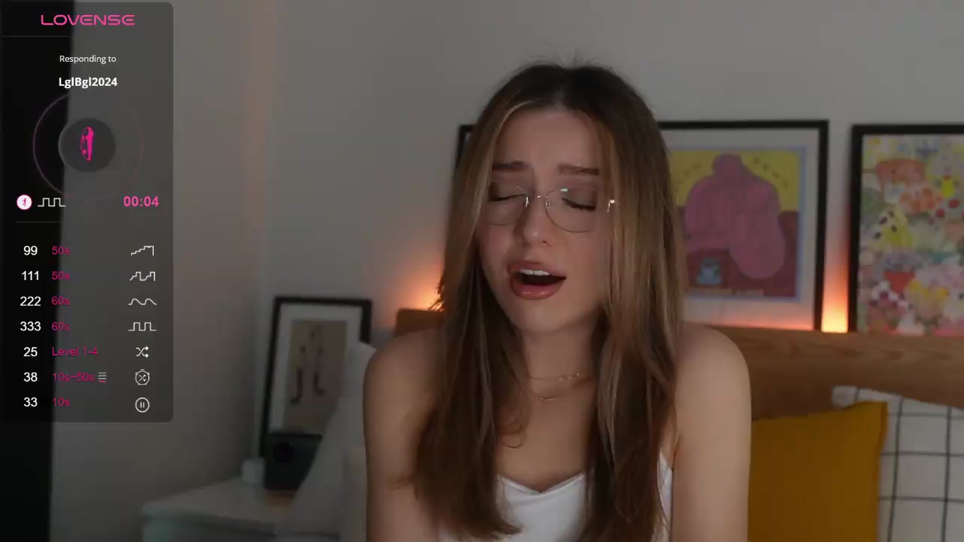 Gallery image thumbnail from cutiee's myfreecams stream on, 08/20/2026, 05:21 image 15 of 20
