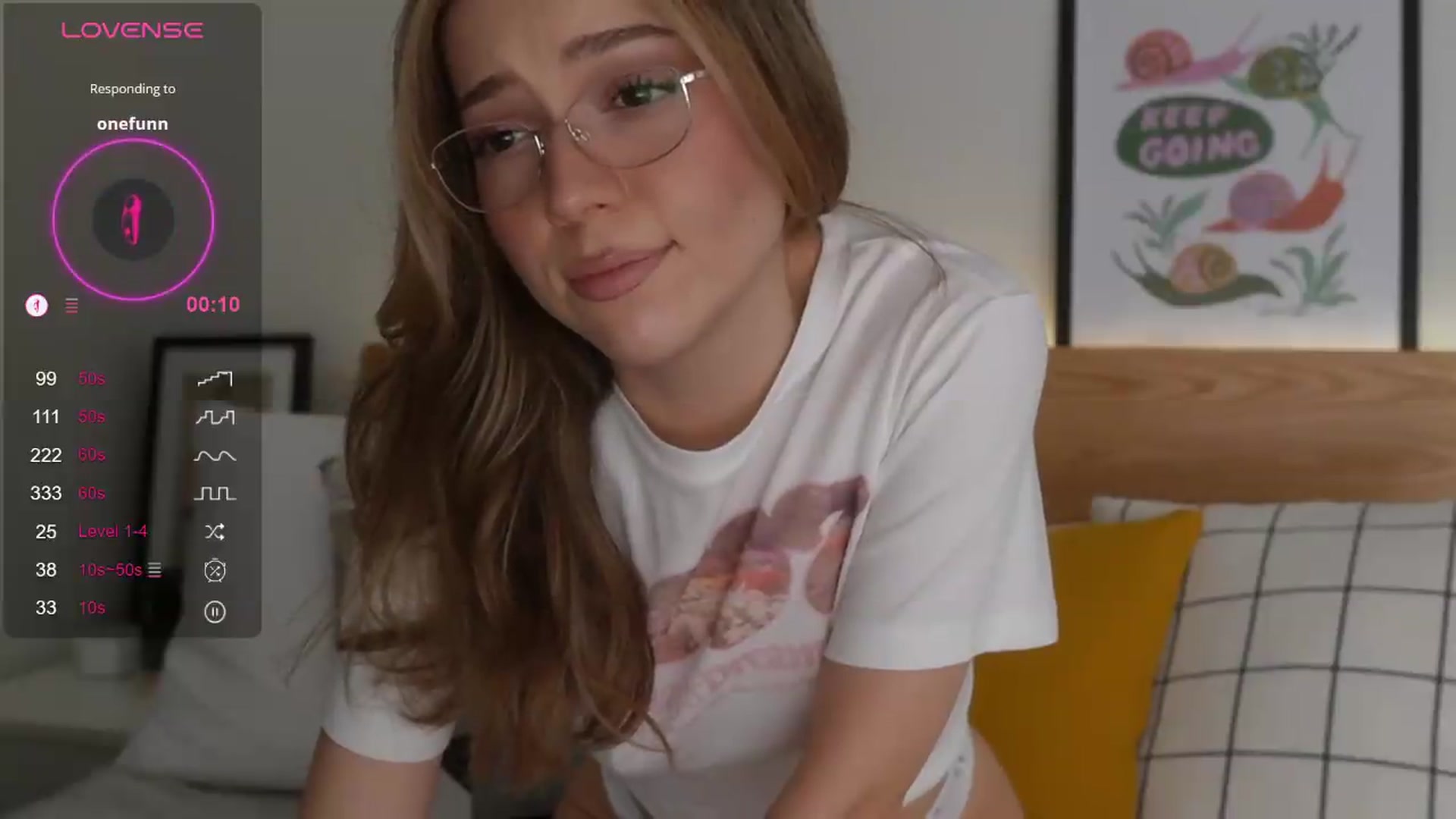 Gallery image thumbnail from cutiee's myfreecams stream on, 08/23/2026, 08:14 image 11 of 20