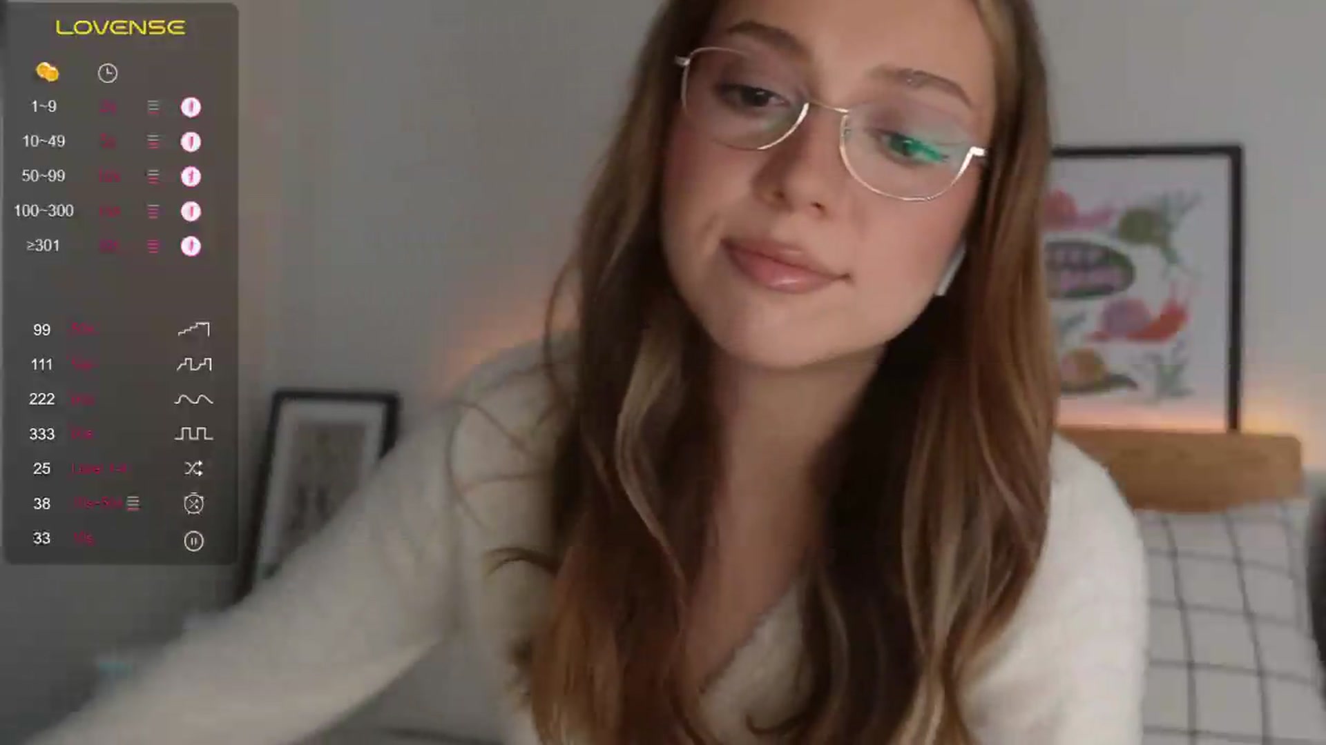 Gallery image thumbnail from cutiee's myfreecams stream on, 08/26/2026, 05:19 image 4 of 20