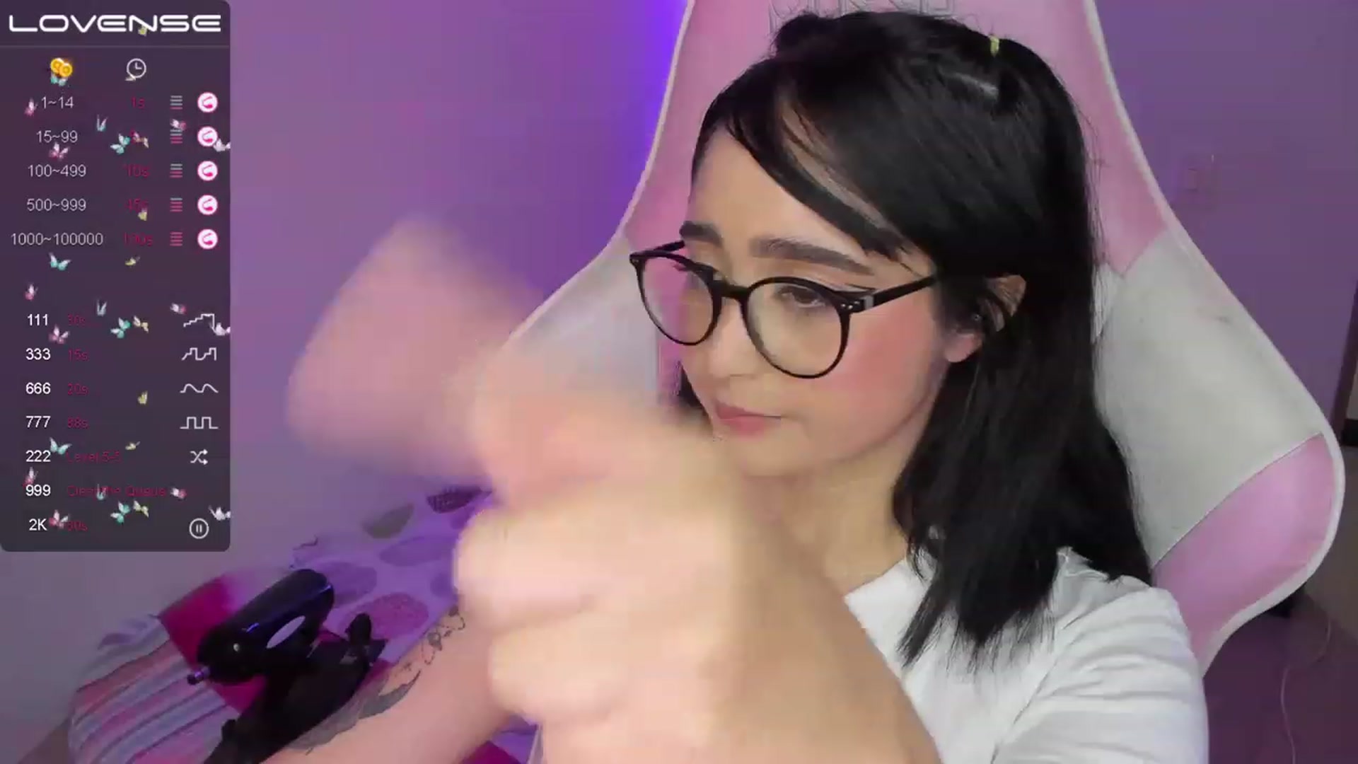 Gallery image thumbnail from cutienanii's myfreecams stream on, 12/20/2022, 05:17 image 8 of 20