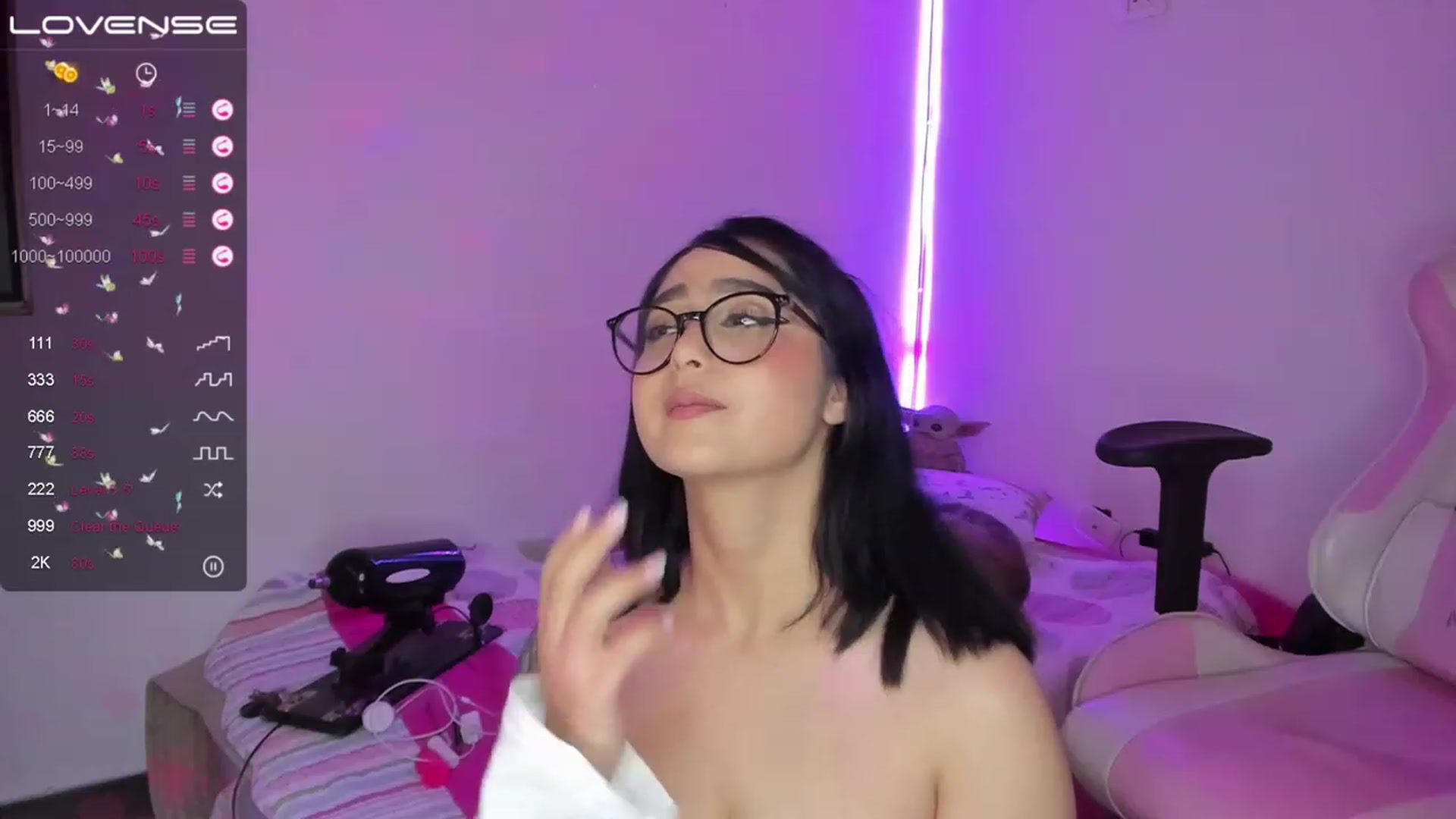 Gallery image thumbnail from cutienanii's myfreecams stream on, 12/20/2022, 05:17 image 16 of 20