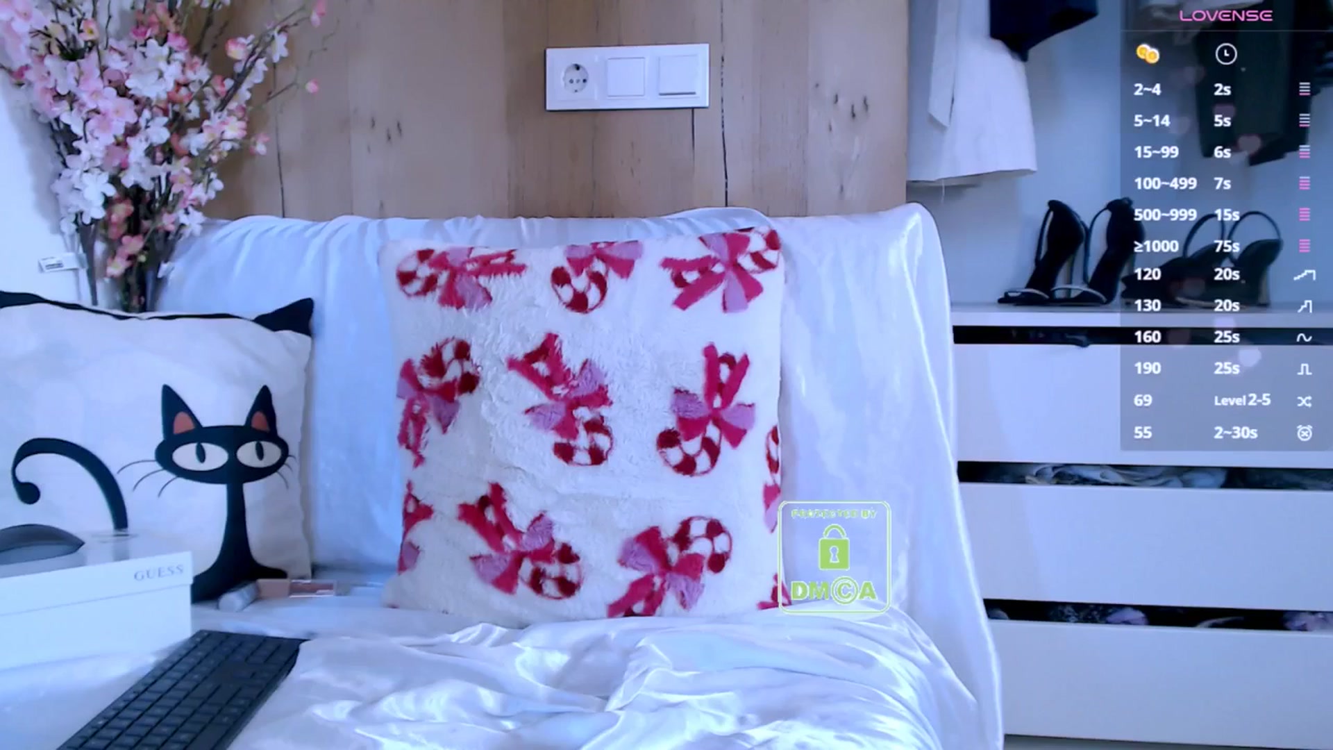 Gallery image thumbnail from cutienextdoor's myfreecams stream on, 03/15/2026, 15:22 image 12 of 20