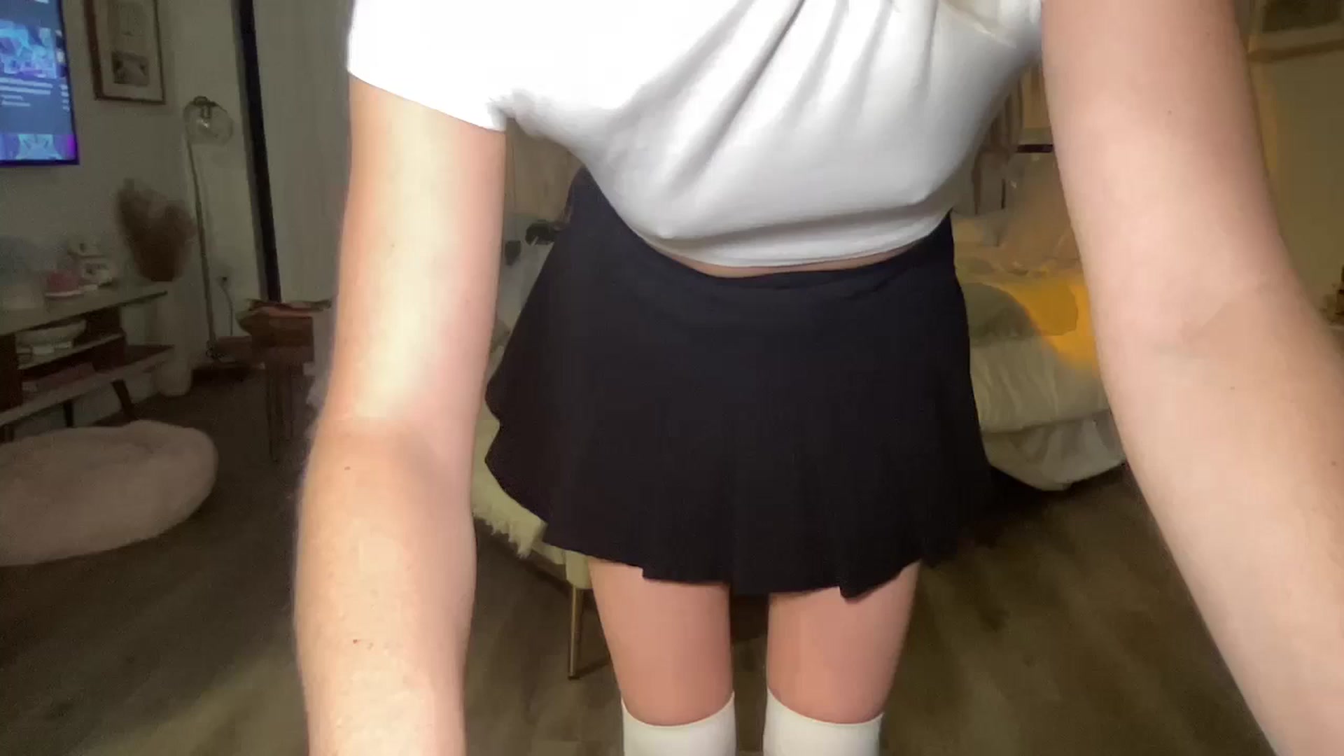 Gallery image thumbnail from cutiepiekayla's myfreecams stream on, 01/03/2024, 02:04 image 6 of 20