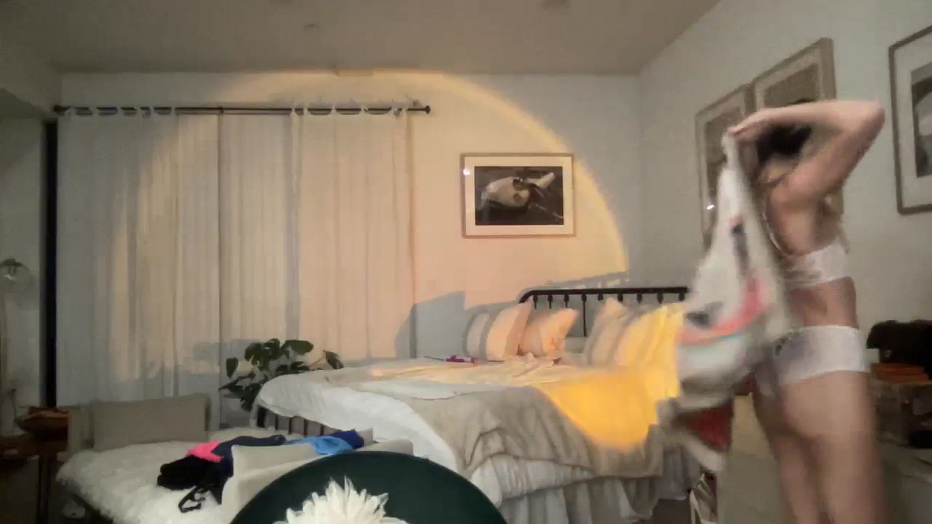 Gallery image thumbnail from cutiepiekayla's myfreecams stream on, 01/07/2024, 06:18 image 18 of 20