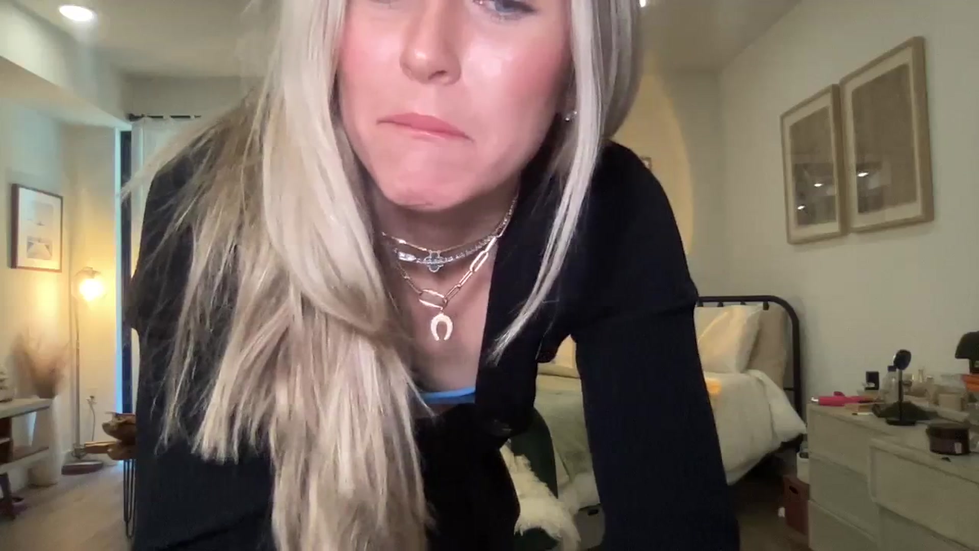 Gallery image thumbnail from cutiepiekayla's myfreecams stream on, 01/07/2024, 23:15 image 13 of 20