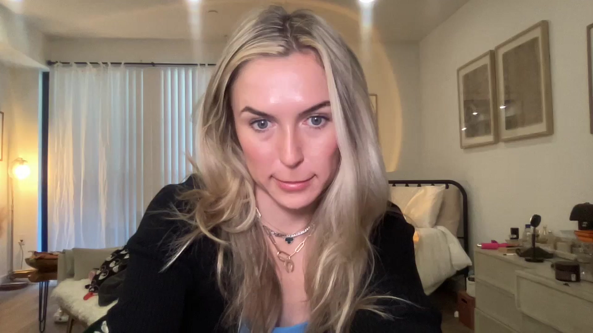 Gallery image thumbnail from cutiepiekayla's myfreecams stream on, 01/07/2024, 23:15 image 16 of 20
